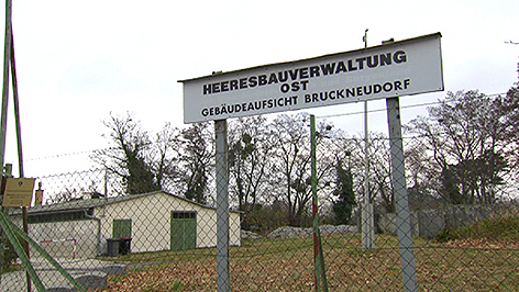 Demonstration gegen geplante Container für Flüchtlinge in Bruckneudorf