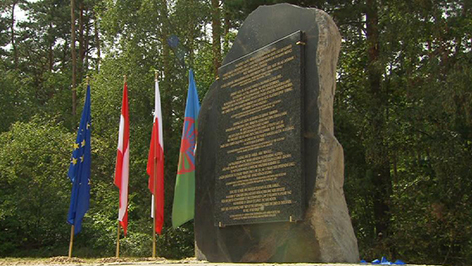 Enthüllung Gedenkstein Polen
