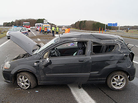 Verkehrsunfall Pkw-Überschlag A3