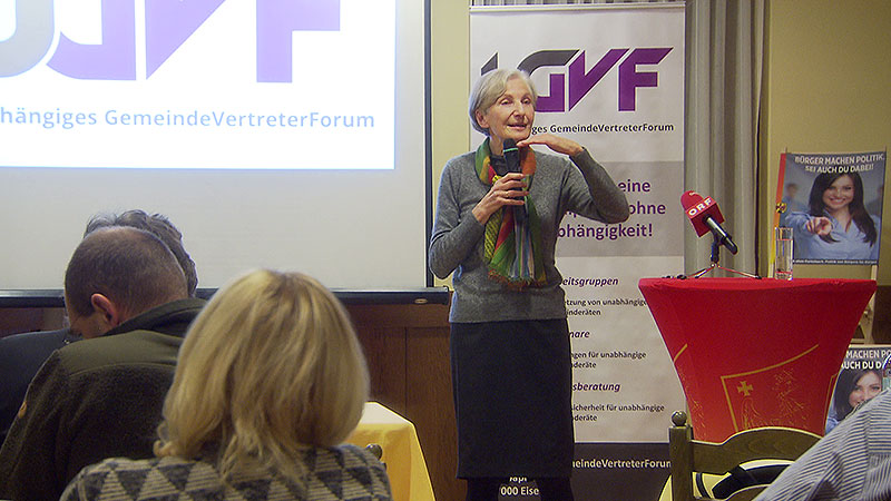 Irmgard Griss bei der Veranstaltung des UGVF