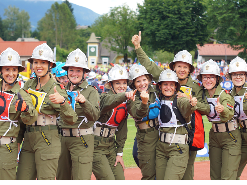 Feuerwehrfrauen aus Rudersdorf-Berg beim Bewerb
