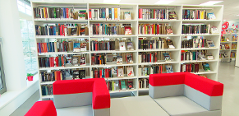 AK Bücherei (Bibliothek) umgezogen